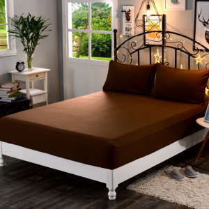 Комплект в ТЪМНО КАФЯВО – чаршаф с ластик и 2 калъфки 